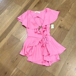 The Impeccable Pig New with Tags Small Pink Romper with Open Back